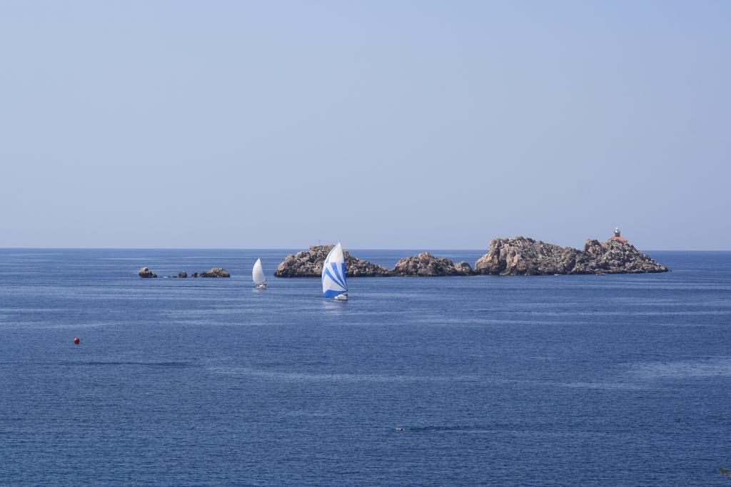 Dubrovnik Apartments Beach Front One Bedroom (Adults Only) Kültér fotó